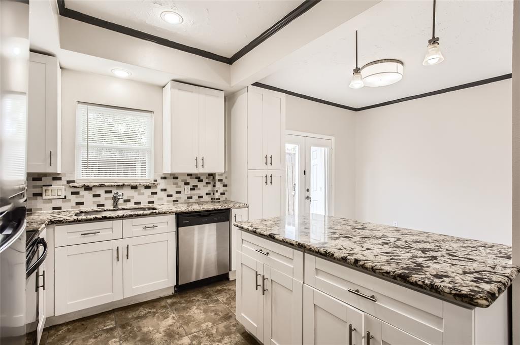 11710 Southlake Drive #25, Houston, Texas image 9