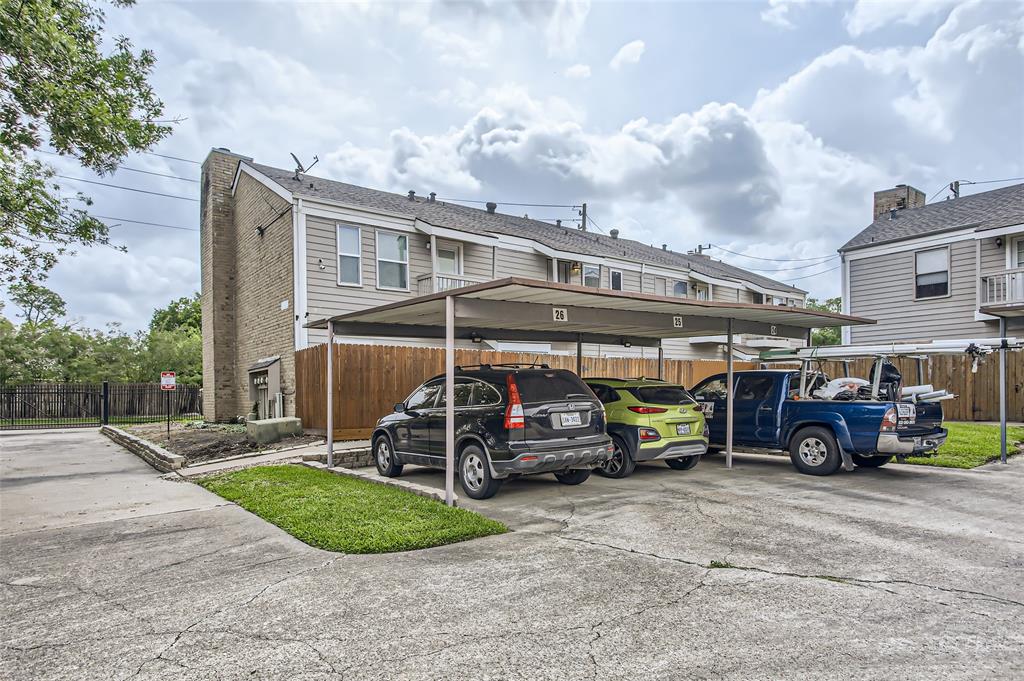 11710 Southlake Drive #25, Houston, Texas image 3