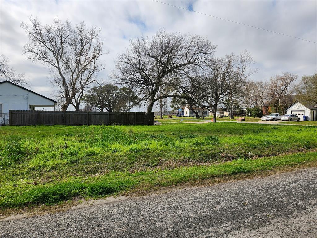 1303 2nd Avenue, Texas City, Texas image 4