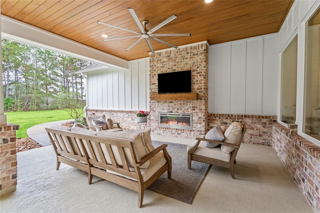7519 Bingham Drive, Montgomery, Texas image 3