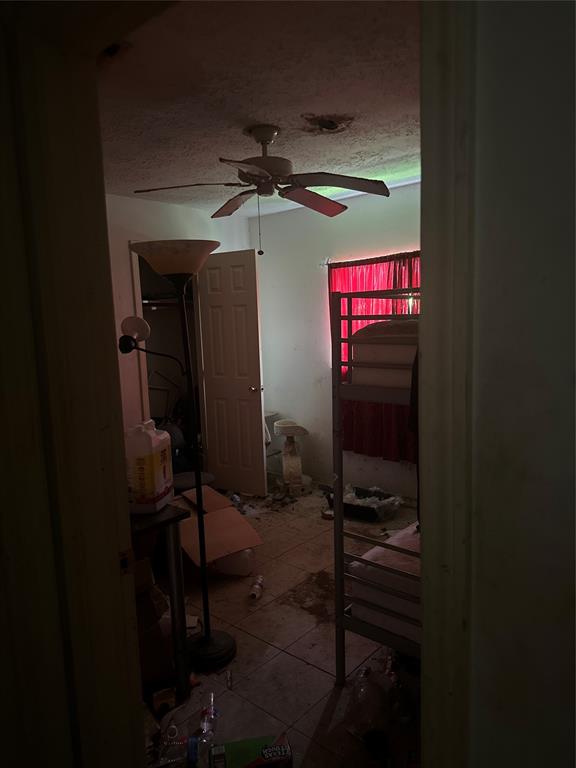 3406 Fountain Spring Drive, Houston, Texas image 6
