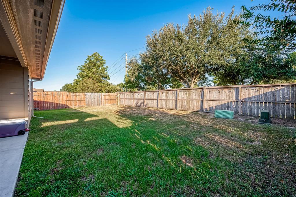 16211 Peach Bluff Ln, Cypress, Texas image 37