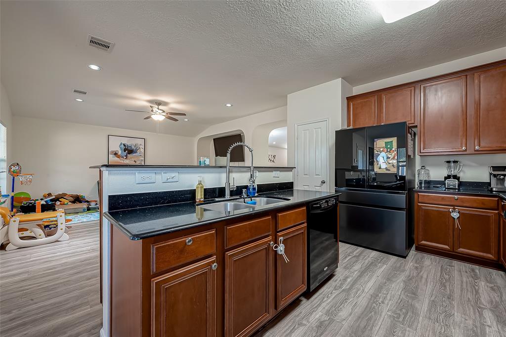 16211 Peach Bluff Ln, Cypress, Texas image 19