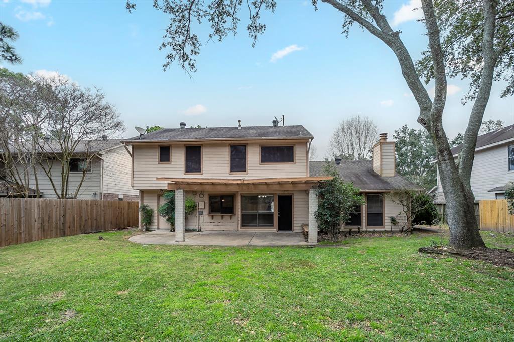 8207 Green Devon Drive, Houston, Texas image 41