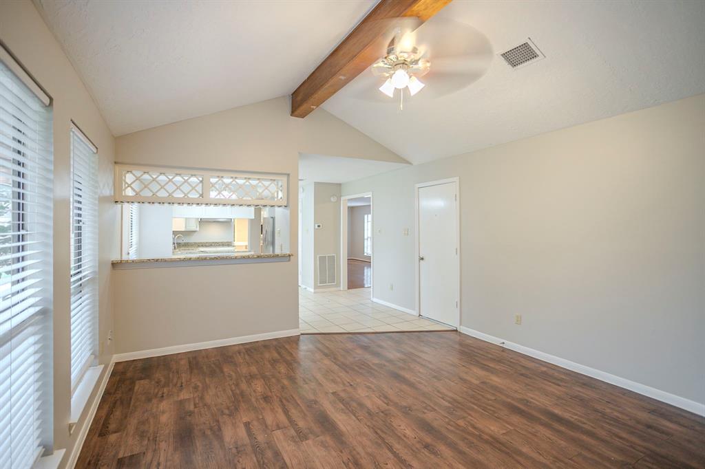 8207 Green Devon Drive, Houston, Texas image 11