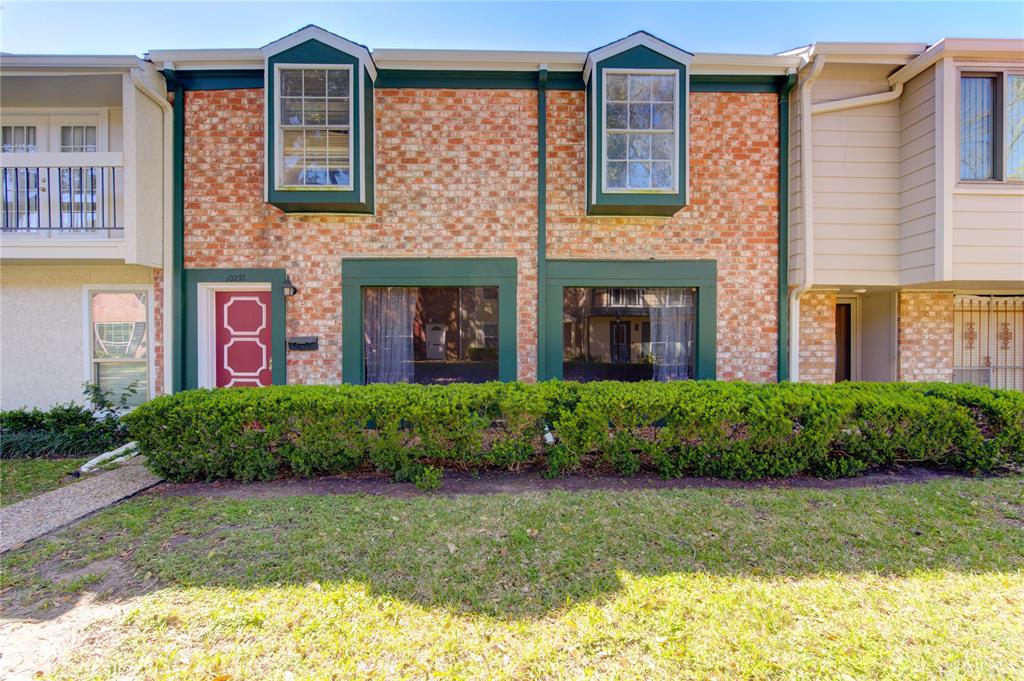 10278 Briar Forest Drive, Houston, Texas image 2