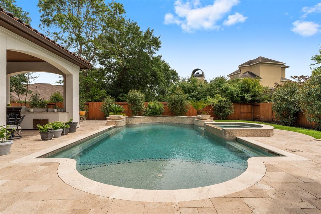 8111 Marshall Falls Drive, Spring, Texas image 45