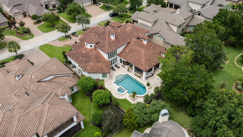 8111 Marshall Falls Drive, Spring, Texas image 50