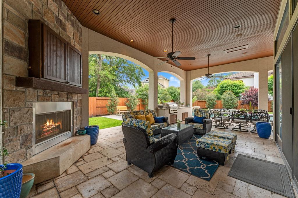 8111 Marshall Falls Drive, Spring, Texas image 42