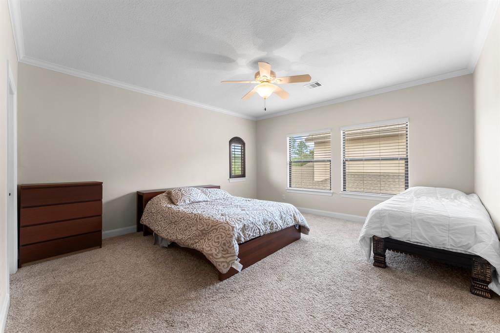 8111 Marshall Falls Drive, Spring, Texas image 40