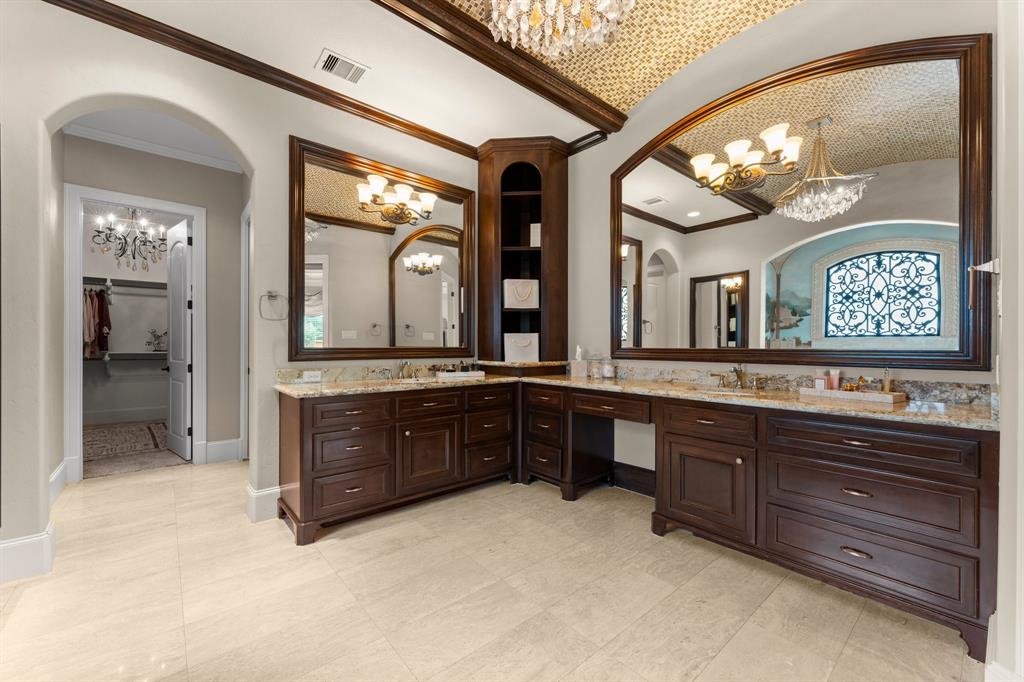 8111 Marshall Falls Drive, Spring, Texas image 22