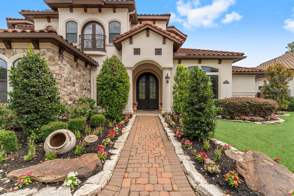 8111 Marshall Falls Drive