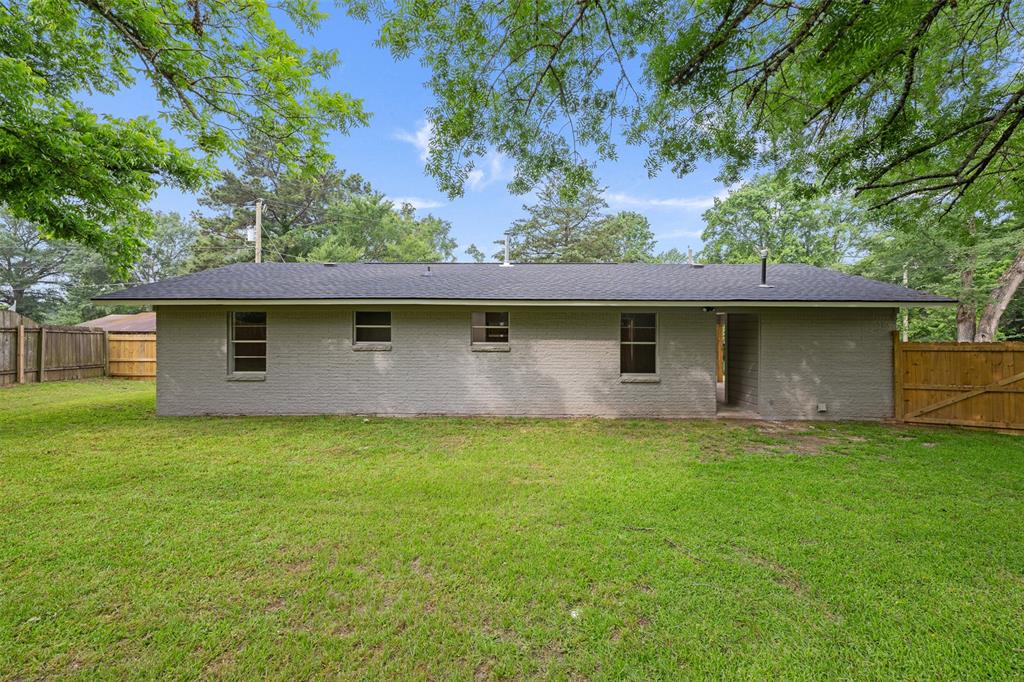 208 S Jewell Street, Centerville, Texas image 16