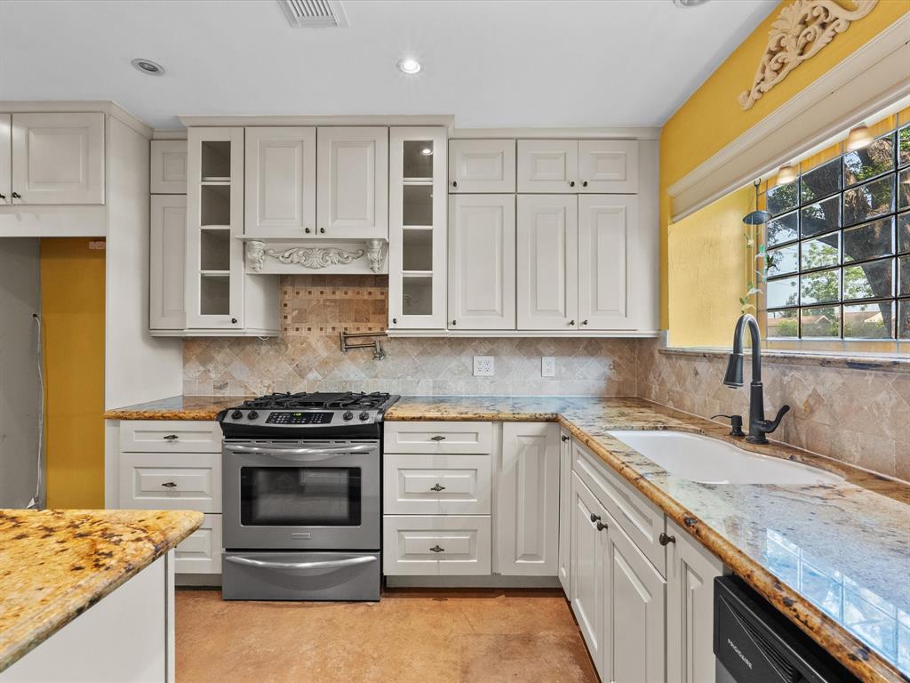 4410 Orange Street, Bacliff, Texas image 18