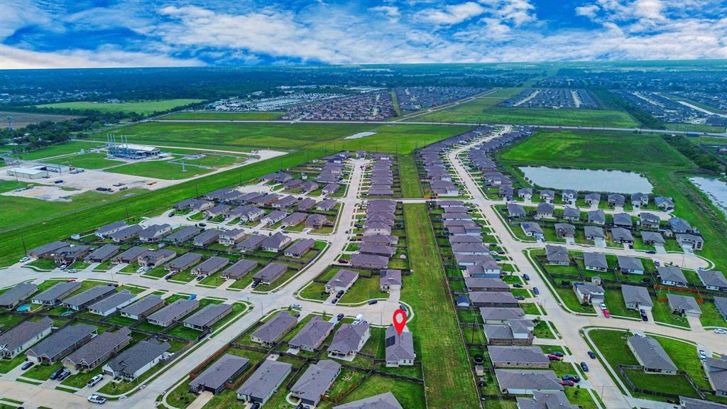 503 Thunder Cloud Drive, Baytown, Texas image 22