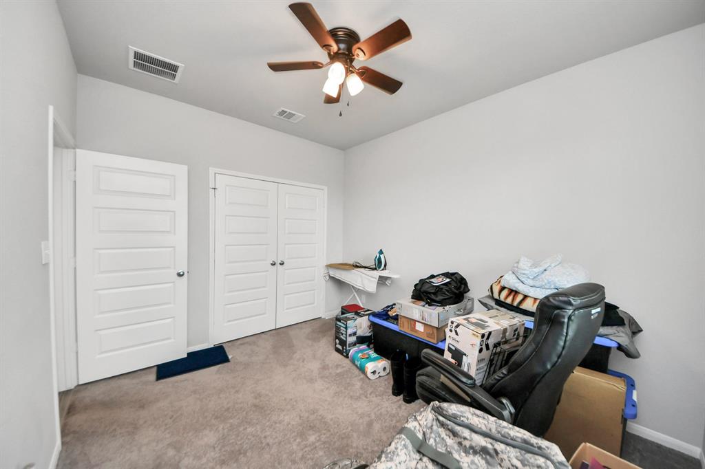 503 Thunder Cloud Drive, Baytown, Texas image 13