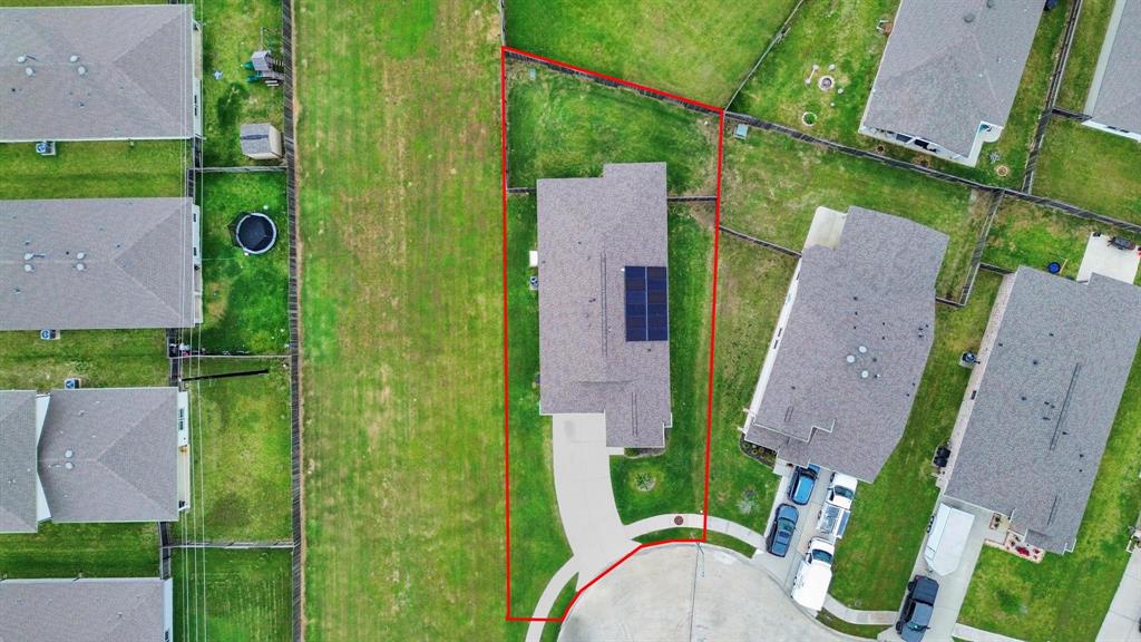 503 Thunder Cloud Drive, Baytown, Texas image 3