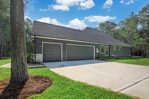 A home in Waller