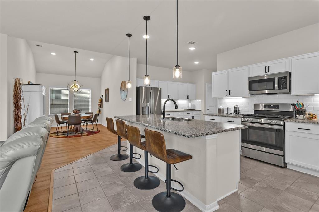 30408 Crystal Stream Lane, Magnolia, Texas image 9