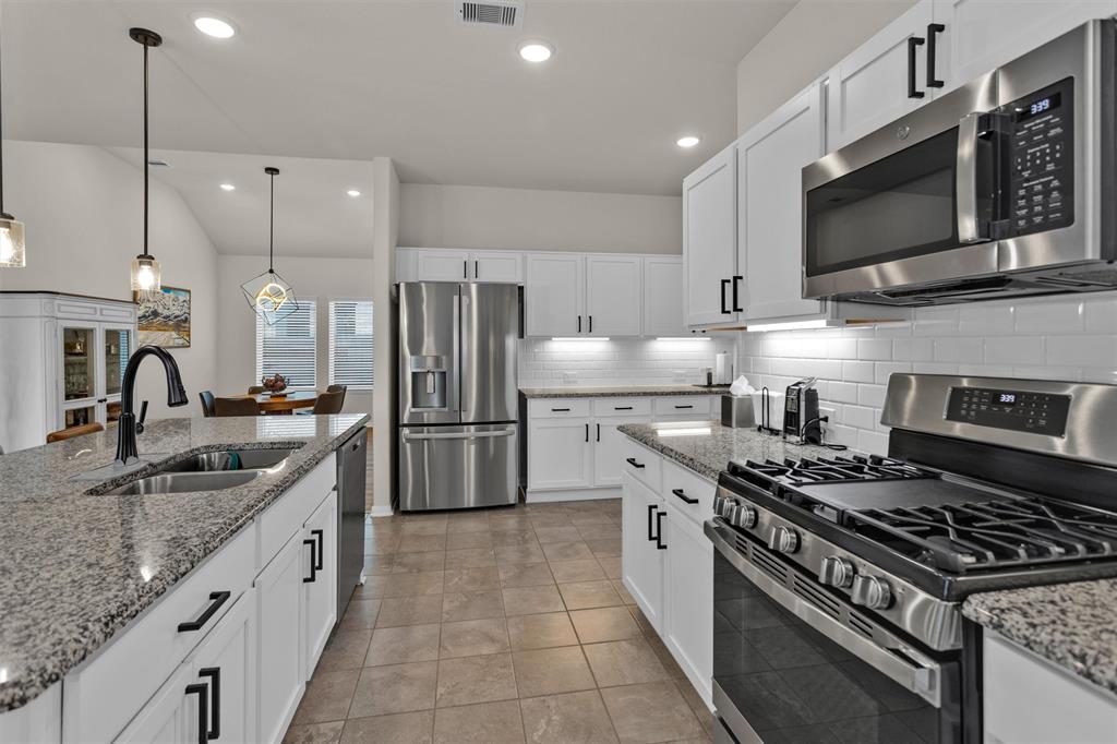 30408 Crystal Stream Lane, Magnolia, Texas image 13