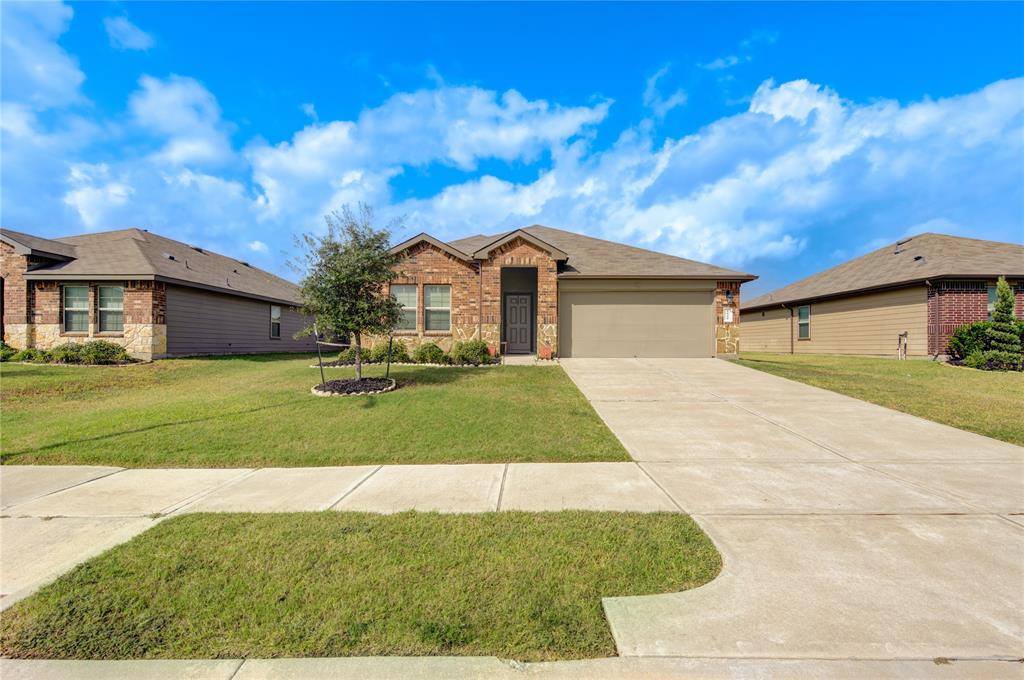 1622 Brownwood Ridge Court, Richmond, Texas image 2