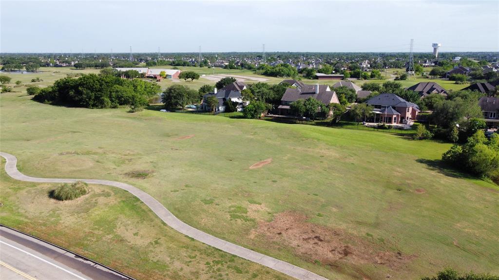 3718 Paigewood Drive, Pearland, Texas image 42