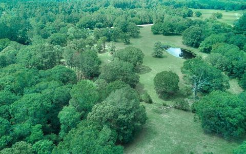 Photo of 27610 S Log Cabin Road, Montgomery, TX 77356 (MLS # 71432263) Photo of 27610 S Log Cabin Road, Montgomery, TX 77356 (MLS # 71432263)