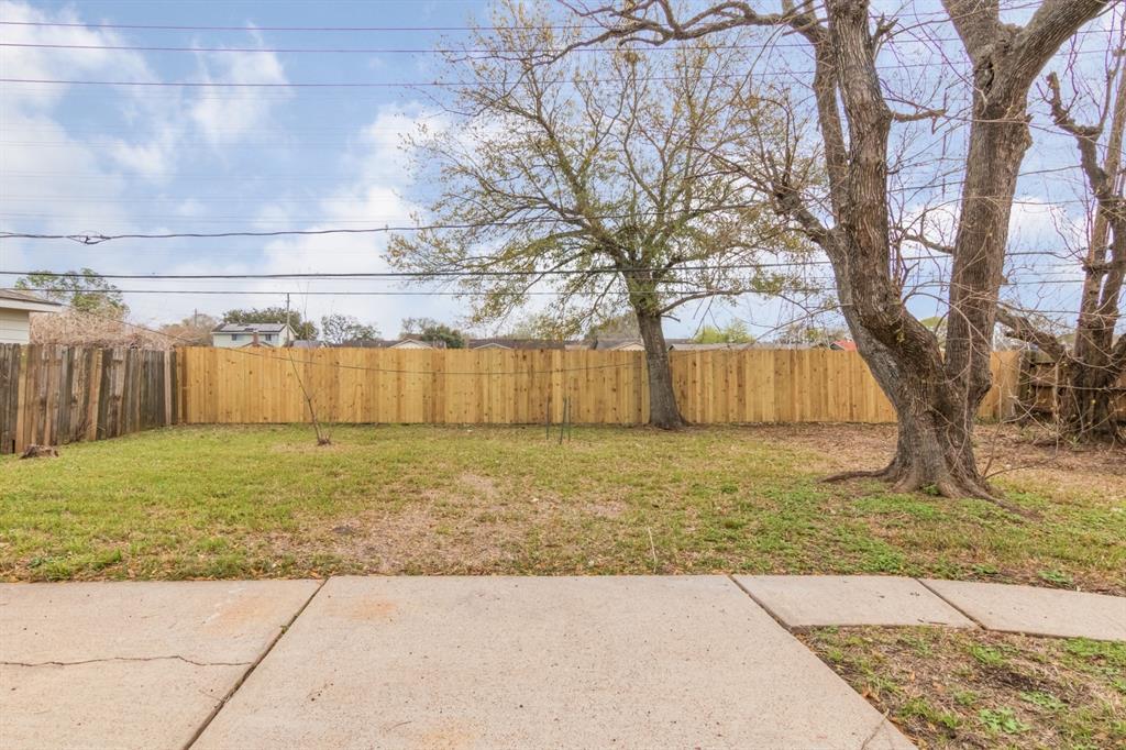 11422 Sagedowne Lane, Houston, Texas image 19