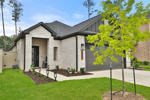 Single Family Residence in Magnolia TX 40355 Bay Warbler Way.jpg
