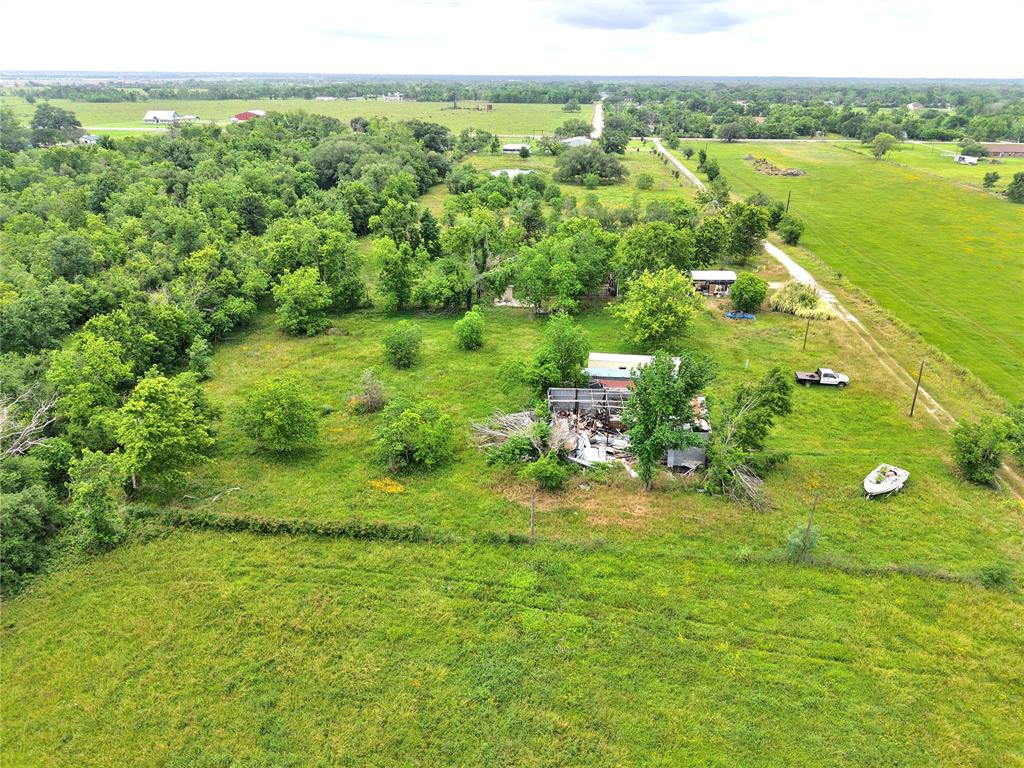 1224 County Road 32, Angleton, Texas image 4