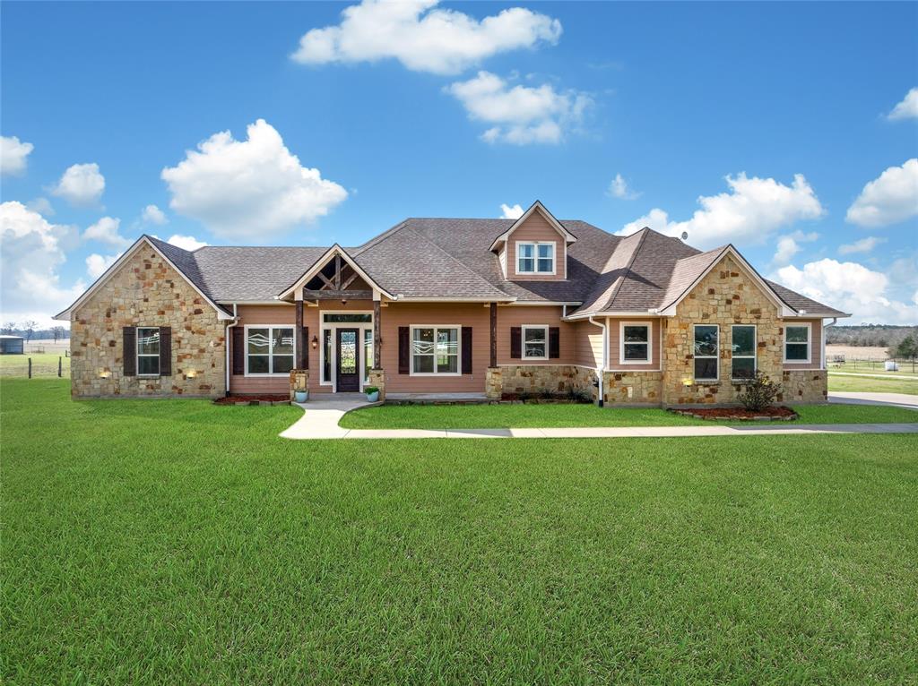 399 Fm 1696 Road W
