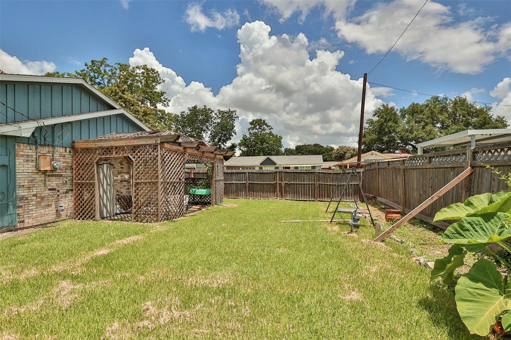 2805 Huckleberry Lane, Pasadena, Texas image 26