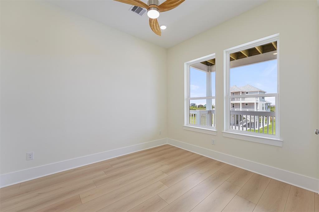 4042 Miramar Court Ct, Galveston, Texas image 13