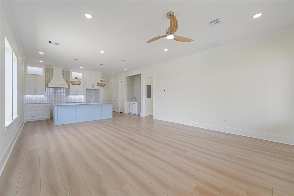 4042 Miramar Court Ct, Galveston, Texas image 6