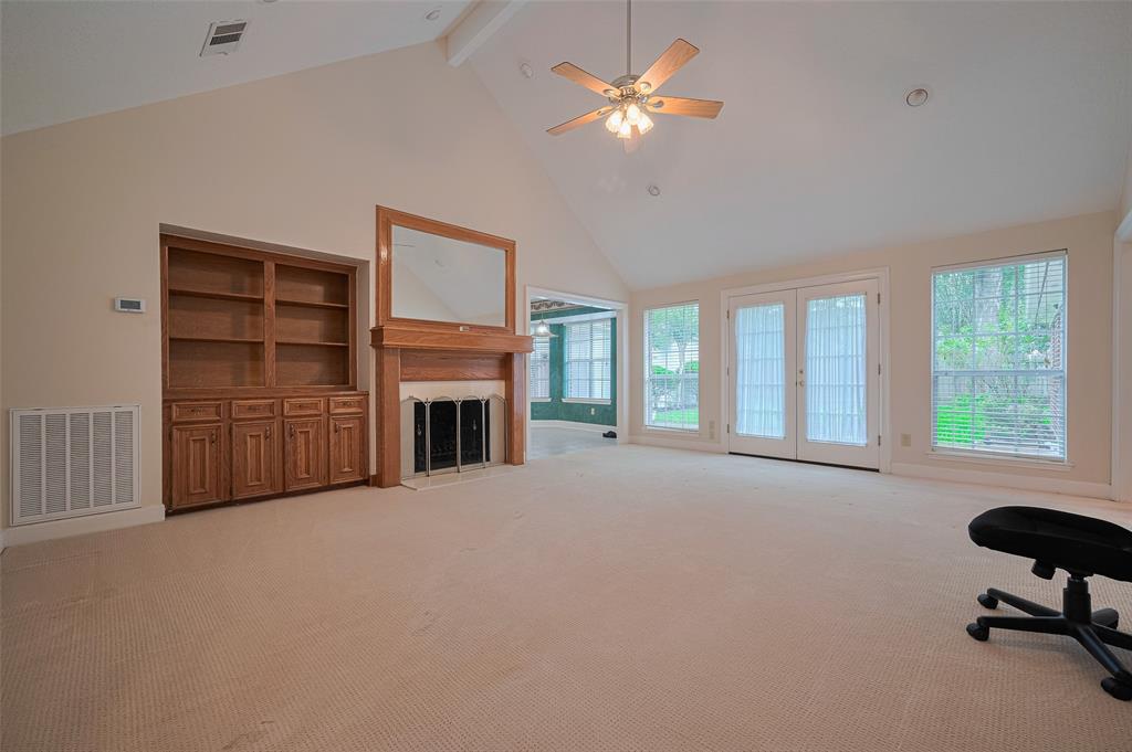 15019 Rock Knoll Drive, Houston, Texas image 6