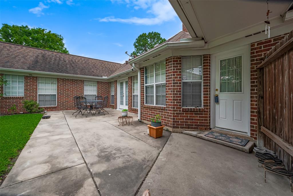 15019 Rock Knoll Drive, Houston, Texas image 46