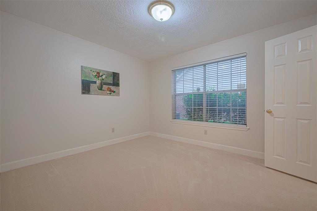 15019 Rock Knoll Drive, Houston, Texas image 28