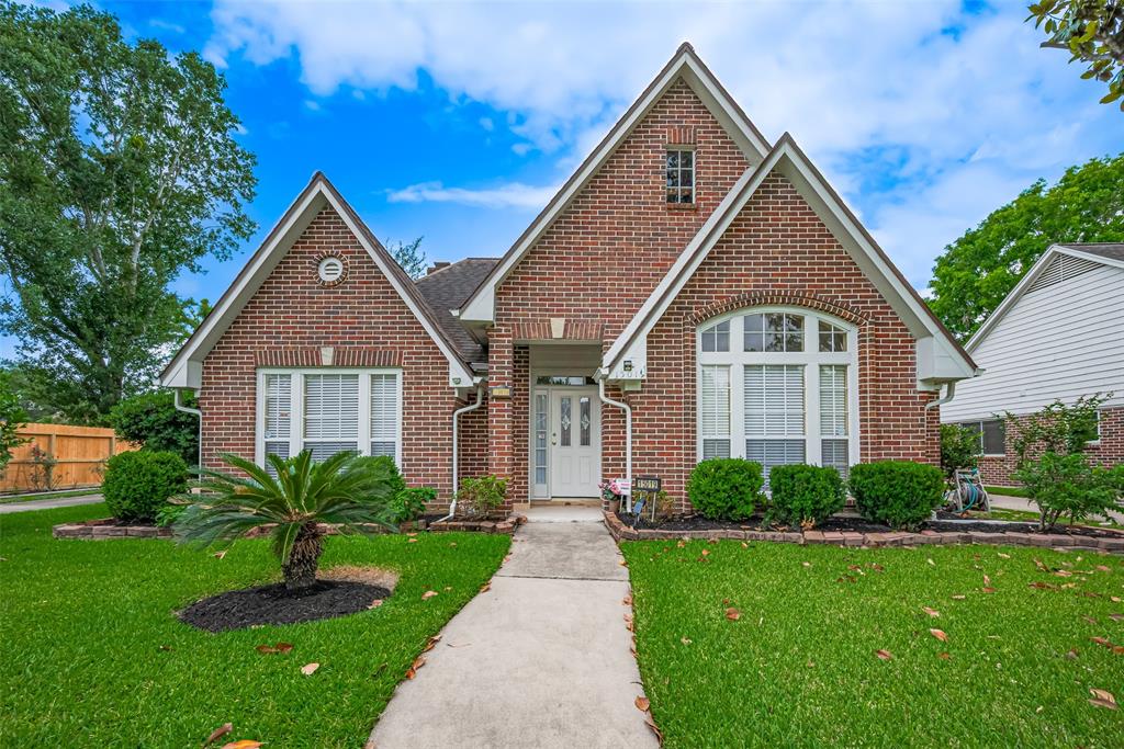 15019 Rock Knoll Drive, Houston, Texas image 4