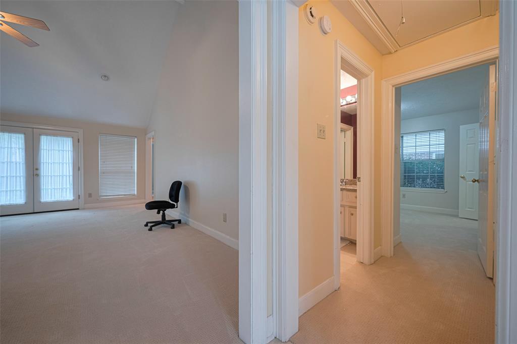 15019 Rock Knoll Drive, Houston, Texas image 26