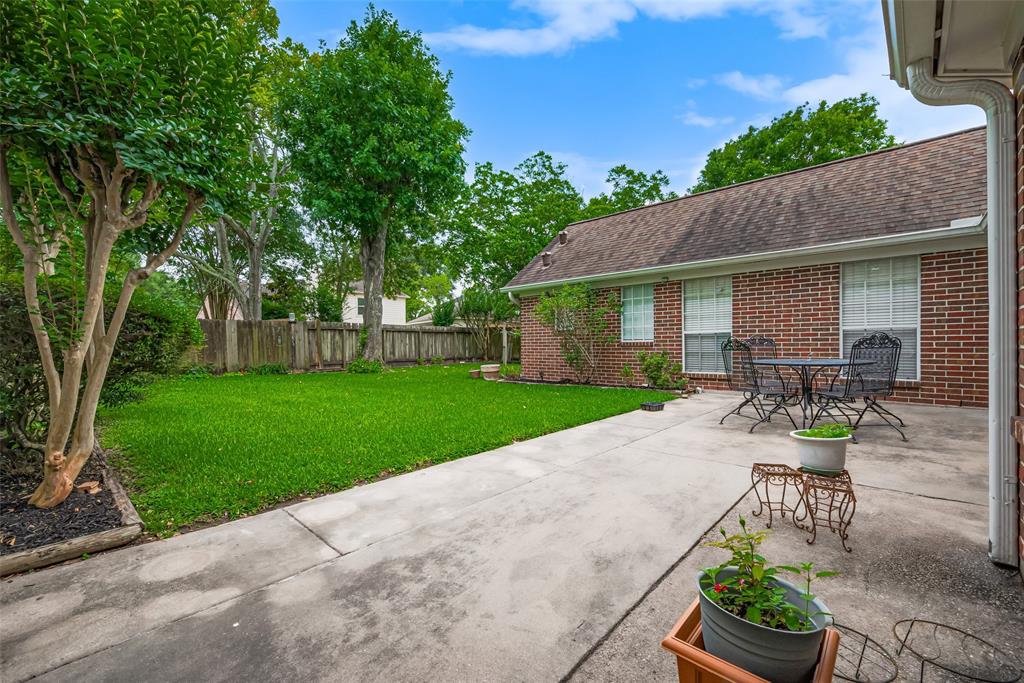 15019 Rock Knoll Drive, Houston, Texas image 45