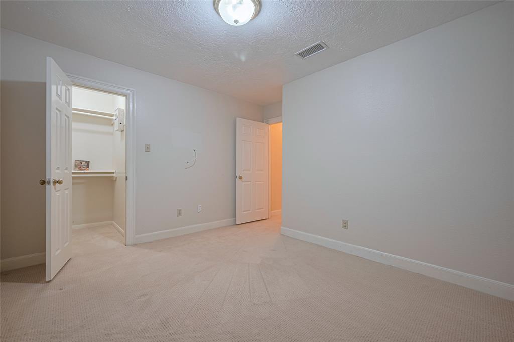 15019 Rock Knoll Drive, Houston, Texas image 29