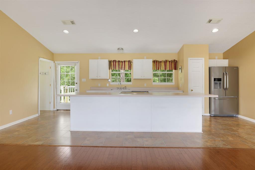 360 Holiday Lane, Coldspring, Texas image 13