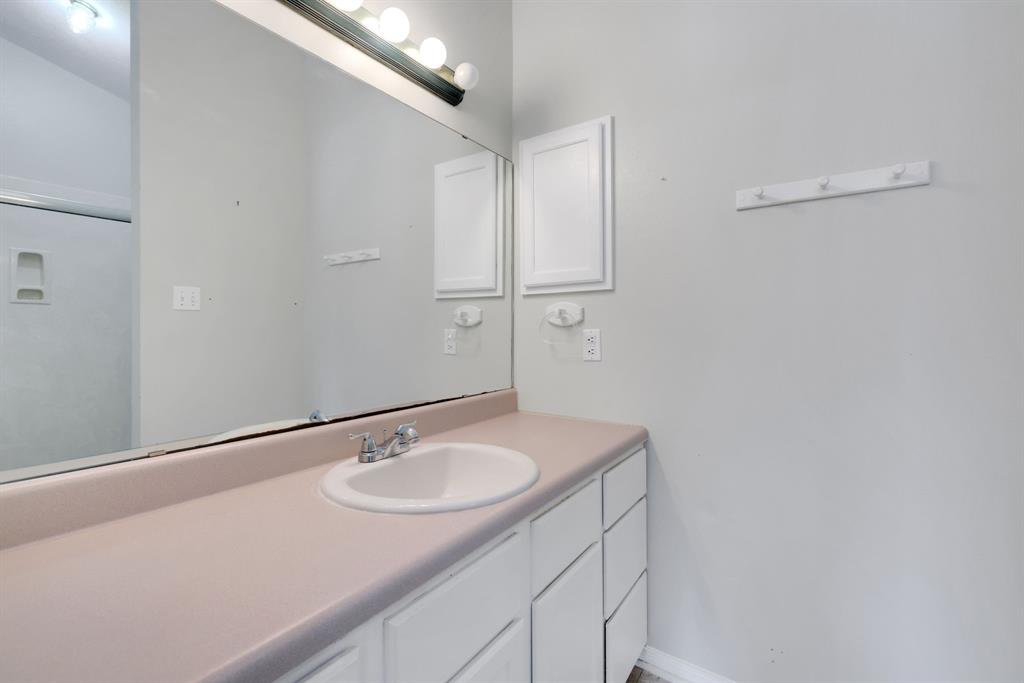 360 Holiday Lane, Coldspring, Texas image 19