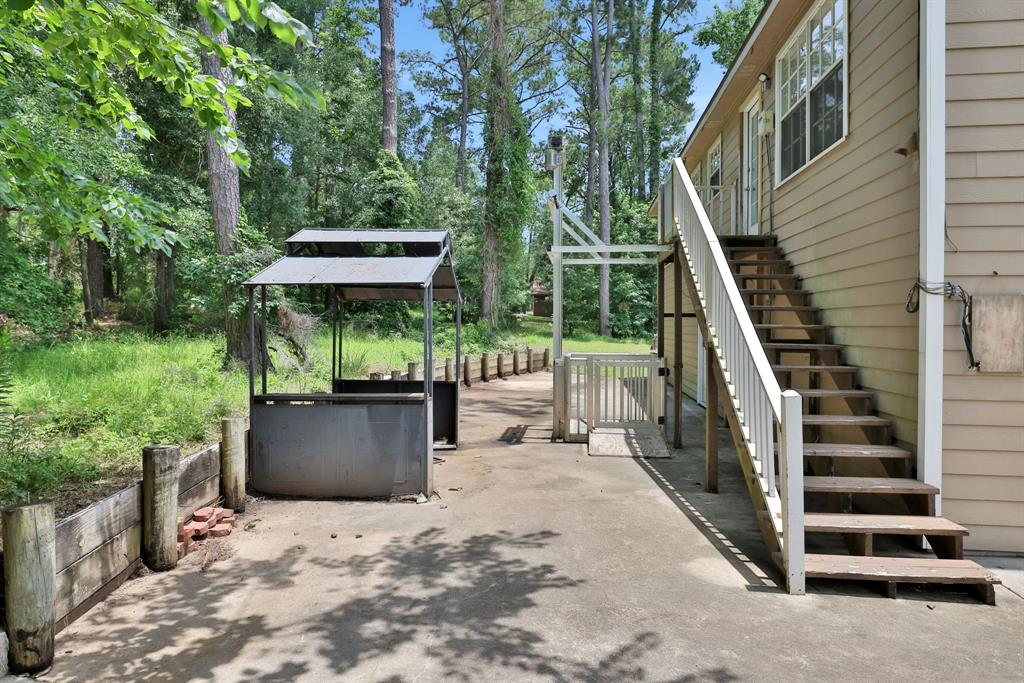 360 Holiday Lane, Coldspring, Texas image 27