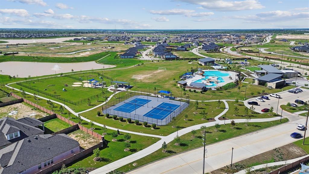 908 Newport Creek Drive, Katy, Texas image 39