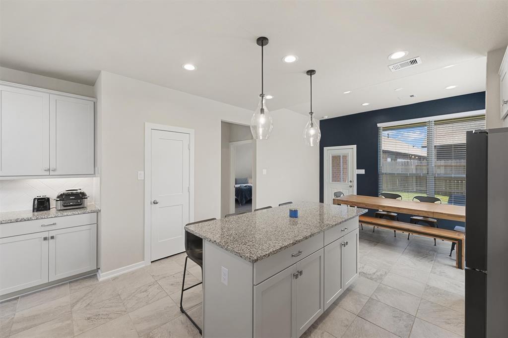 908 Newport Creek Drive, Katy, Texas image 14