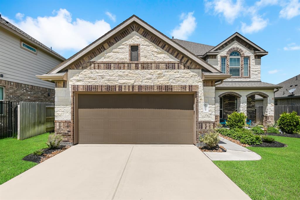 29663 Kynndal Shore Drive, Spring, Texas image 3