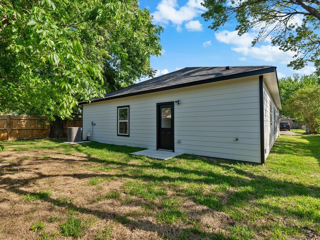 2930 Tarpey Avenue, La Marque, Texas image 22