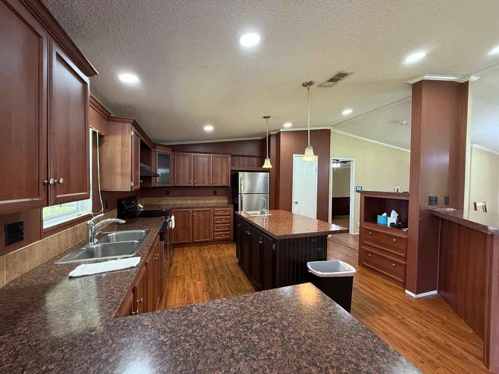 17196 Westbury Road, Beaumont, Texas image 7