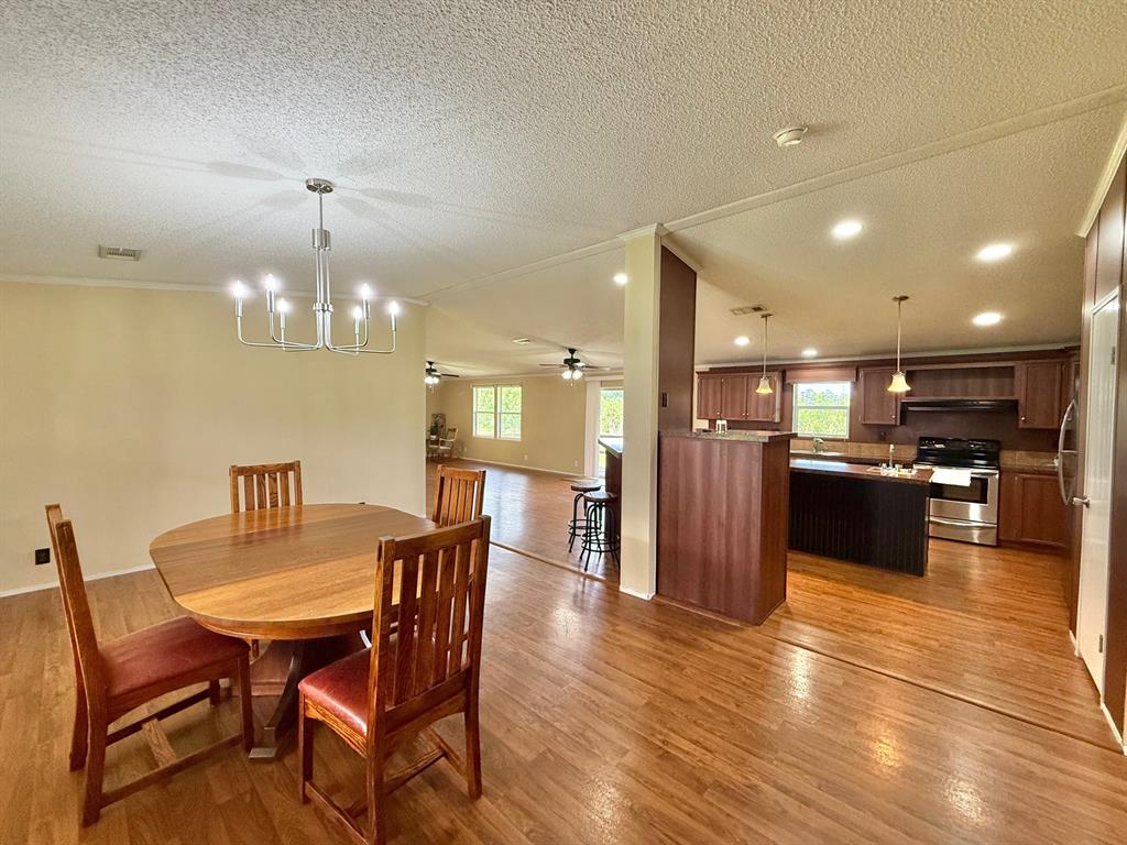 17196 Westbury Road, Beaumont, Texas image 4